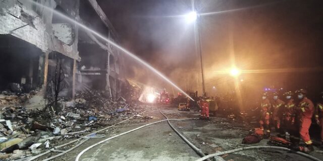 Κίνα: Έκρηξη βυτιοφόρου – Τουλάχιστον 14 νεκροί και 168 τραυματίες