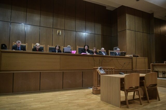 Δίκη Χρυσής Αυγής: Ξαναρχίζει την Τετάρτη – Επιτάχυνση διαδικασιών ζητά η Πολιτική Αγωγή