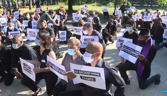 Παρίσι: Αντιρατσιστική διαδήλωση έξω από την πρεσβεία των ΗΠΑ