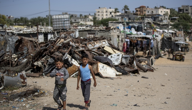 Ισραηλινά αεροπορικά πλήγματα στη Γάζα μετά τις εκτοξεύσεις ρουκετών
