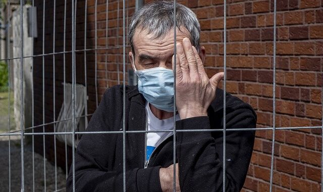 Γερμανία: Αντιδράσεις για το ρατσιστικό παραλήρημα πρωθυπουργού – Κατηγόρησε αλλοδαπούς για τον κορονοϊό