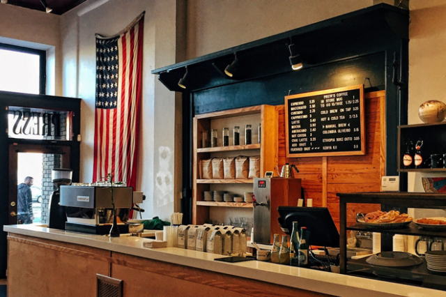 ΗΠΑ: Πελάτης έδωσε 40.000 δολάρια για να σωθεί η αγαπημένη του καφετέρια