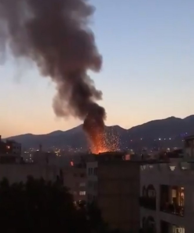 Ιράν: Ισχυρή έκρηξη κοντά στην Τεχεράνη – Πληροφορίες για φωτιά σε κλινική