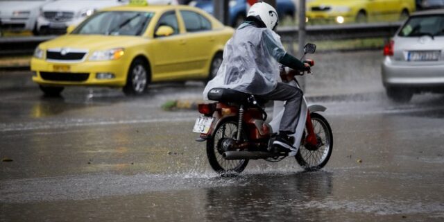 Αθήνα: Μπουρίνι μετά τον ανελέητο καύσωνα