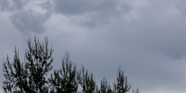 Κανονικές θερμοκρασίες και αστάθεια στα κεντρικά και βόρεια