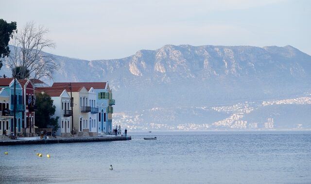 ΗΠΑ σε Άγκυρα: Τα νησιά έχουν ΑΟΖ και υφαλοκρηπίδα