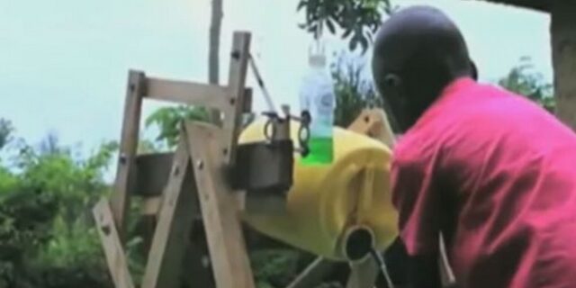 Κένυα: Βραβείο σε 9χρονο που έφτιαξε μηχάνημα πλυσίματος χεριών