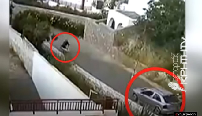 Βίντεο ντοκουμέντο από τροχαίο στη Χερσόνησο – 24χρονος εκσφενδονίζεται στον αέρα