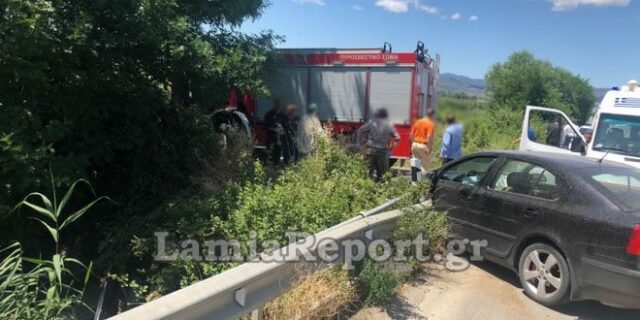 Τροχαίο στη Λαμία: Αγροτικό με επιβάτες έπεσε σε ποτάμι