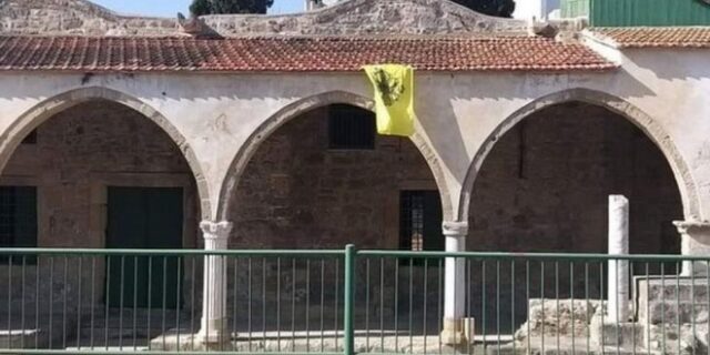 Βυζαντινή σημαία σε τζαμί στη Λάρνακα: Συνεχίζονται οι έρευνες, αντιδρά η Τουρκία