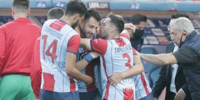 Πανιώνιος – Βόλος 1-0: Φιλί της ζωής και… περίπατο οι αποστάσεις για τους “κυανέρυθρους”
