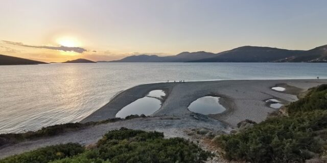 Μεγάλη Άμμος: Τι παίζει γύρω από την πιο πολυσυζητημένη παραλία του καλοκαιριού;