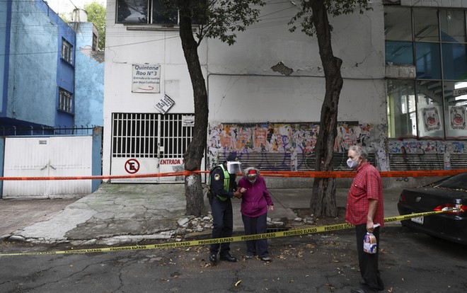 Σεισμός στο Μεξικό: Τους 10 έφτασαν οι νεκροί