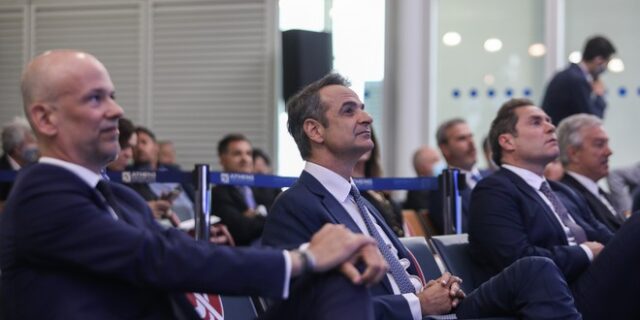 Μητσοτάκης: Tο φετινό καλοκαίρι να γίνει επίλογος προβλημάτων και πρόλογος επιτυχιών