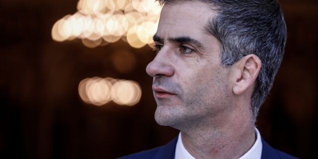 Μπακογιάννης: “Η εικόνα του Θάνου Αξαρλιάν θα είναι πάντα εδώ”