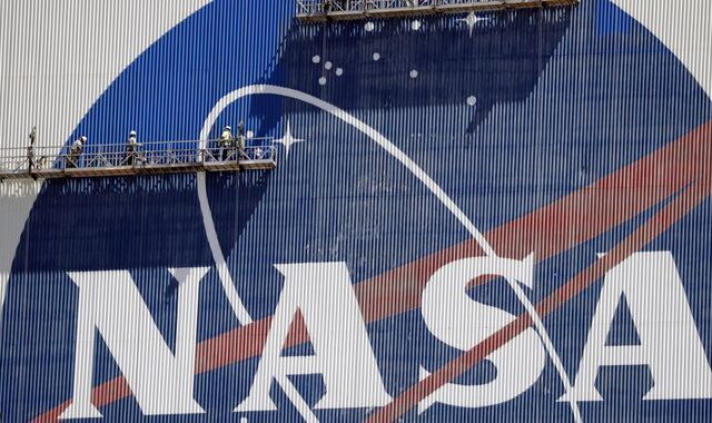 NASA: Ο δορυφόρος “Ευρώπη'” του Δία θα μπορούσε να φιλοξενήσει ζωή