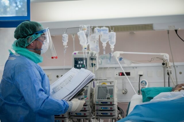 Κορονοϊός: Θετικό κρούσμα στη Θεσπρωτία – Σε καραντίνα ιατρικό- νοσηλευτικό προσωπικό