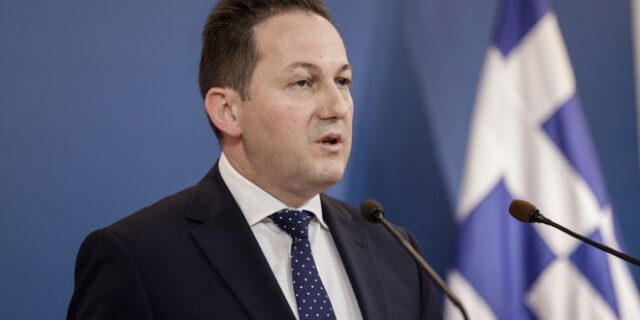 Πέτσας: “Ο ΣΥΡΙΖΑ θέλει την Ελλάδα ξέφραγο αμπέλι”