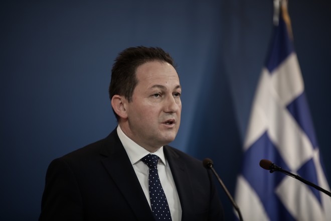 Πέτσας: Έχουμε πολλά βήματα ως τη νέα κανονικότητα