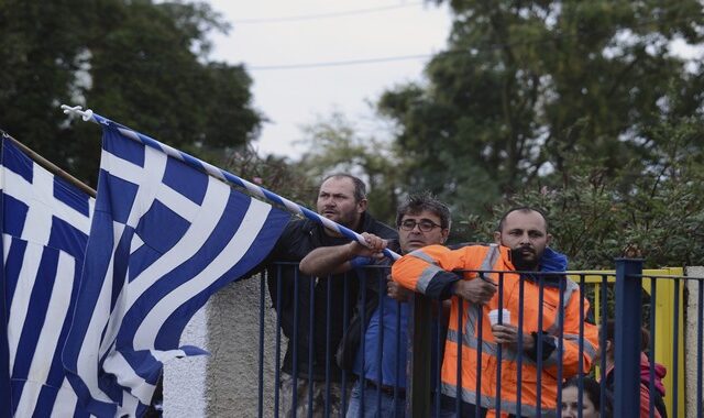 Το προσφυγικό, σημαντικότερο ζήτημα για έναν στους τέσσερις Έλληνες