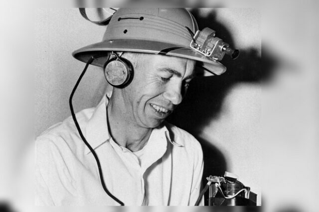 Το ραδιόφωνο – καπέλο που εφευρέθηκε στις ΗΠΑ πριν απο 70 χρόνια