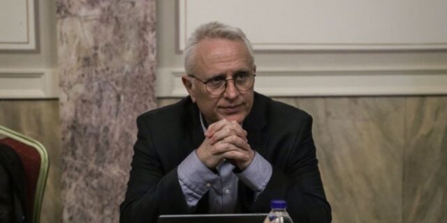 Ο Ραγκούσης ζητά τροπολογία στο νόμο Παρασκευόπουλου για τη στέρηση πολιτικών δικαιωμάτων