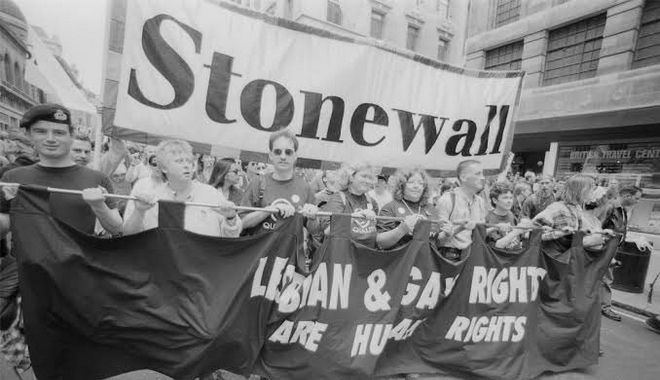 Stonewall: Από την εξέγερση του ’69, στη γέννηση του ΛΟΑΤΚΙ+ κινήματος