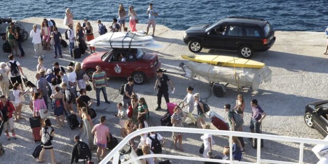 Κορονοϊός: Το σχέδιο για τη θωράκιση των νησιών – Διασύνδεση και πολλά τεστ