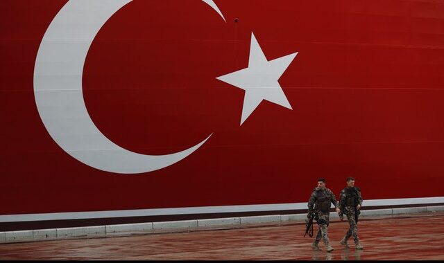 Κομισιόν: Έκθεση-καταπέλτης για τις προκλήσεις της Τουρκίας στην Αν. Μεσόγειο