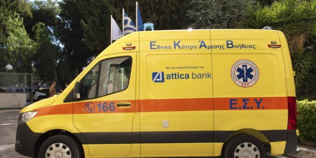 H Attica Bank παρέδωσε στο ΕΚΑΒ ένα ασθενοφόρο