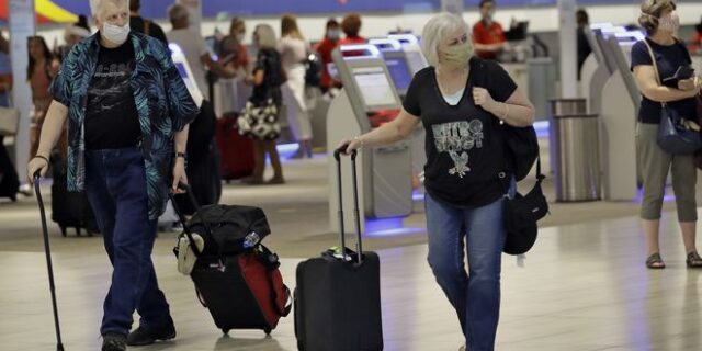 Κορονοϊός: Άγγιξαν νέο αρνητικό ρεκόρ τα κρούσματα στις ΗΠΑ