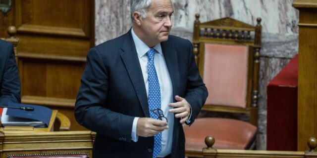 Τροπολογία για ΧΑ: Ευρεία στήριξη αλλά και καταγγελίες από ΣΥΡΙΖΑ