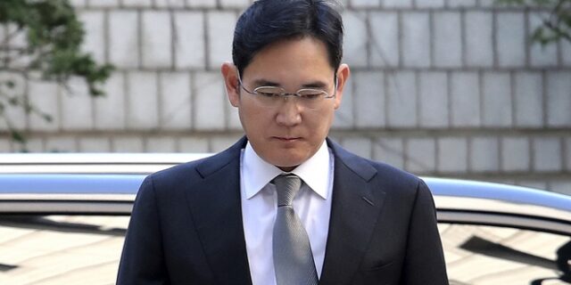 Ένταλμα σύλληψης για τον αντιπρόεδρο της Samsung