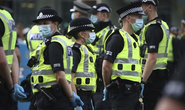 Βρετανία: Επίθεση με μαχαίρι στο Ρέντινγκ – Τρεις νεκροί και 2 τραυματίες