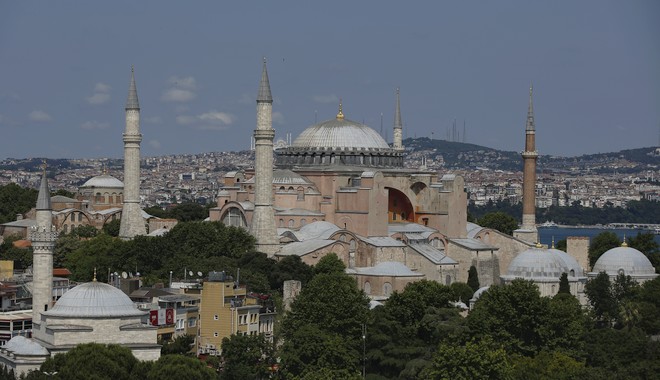 Κρεμλίνο: “Οι Τούρκοι να λάβουν υπόψη ότι η Αγία Σοφία είναι μνημείο παγκόσμιας κληρονομιάς”