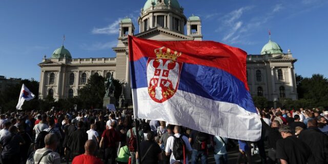 Υγειονομική βόμβα που έσκασε στη Σερβία – Έκρυβε τους αληθινούς αριθμούς η κυβέρνηση;