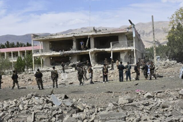 Αφγανιστάν: Τουλάχιστον 45 άμαχοι και Ταλιμπάν νεκροί σε αεροδρομικές επιδρομές
