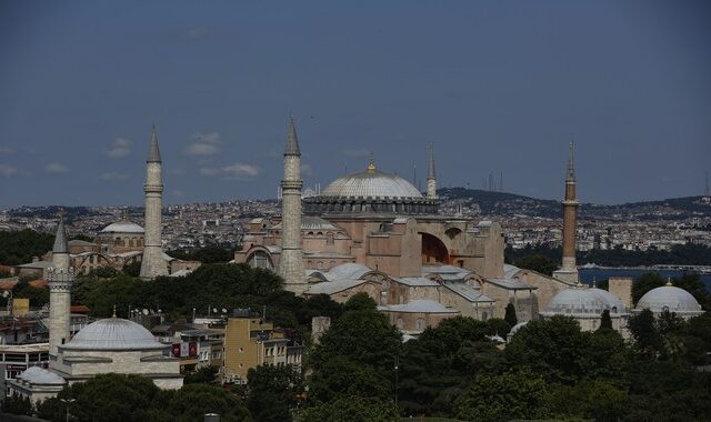 Τουρκικό ΥΠΕΞ: Η Ελλάδα να ξυπνήσει από τα βυζαντινά της όνειρα – Η απάντηση της Αθήνας