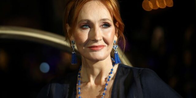 JK Rowling: Αντιδράσεις για το νέο της μυθιστόρημα που περιλαμβάνει τρανς δολοφόνο