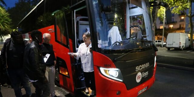 Γαλλία: Πέθανε ο οδηγός λεωφορείου που δέχτηκε επίθεση από επιβάτες αφού τους είπε να βάλουν μάσκα