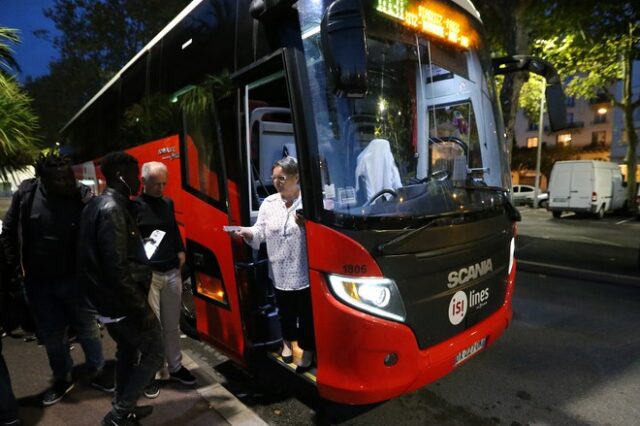 Γαλλία: Πέθανε ο οδηγός λεωφορείου που δέχτηκε επίθεση από επιβάτες αφού τους είπε να βάλουν μάσκα