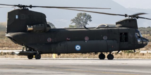 Επιμένει ο ΣΥΡΙΖΑ για τα ελικόπτερα και τη μετάβαση του πρωθυπουργού στην Επίδαυρο