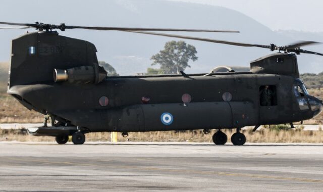 Επιμένει ο ΣΥΡΙΖΑ για τα ελικόπτερα και τη μετάβαση του πρωθυπουργού στην Επίδαυρο