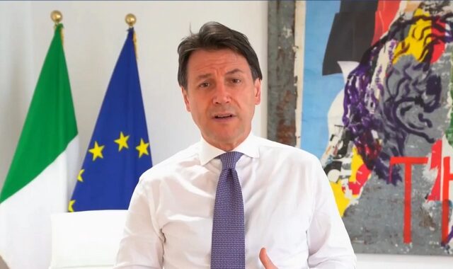 Κόντε: “Ο εμβολιασμός κατά του κορονοϊού δεν θα γίνει υποχρεωτικός”