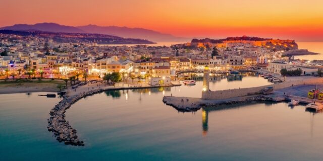 Δύο επιβεβαιωμένα κρούσματα κορονοϊού στην Κρήτη – 7 σε ξενοδοχείο καραντίνας
