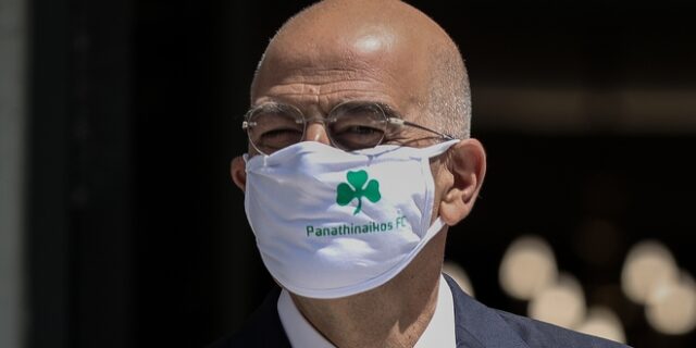 Δένδιας: “Το Barbaros παραβιάζει κατάφωρα την κυπριακή ΑΟΖ”