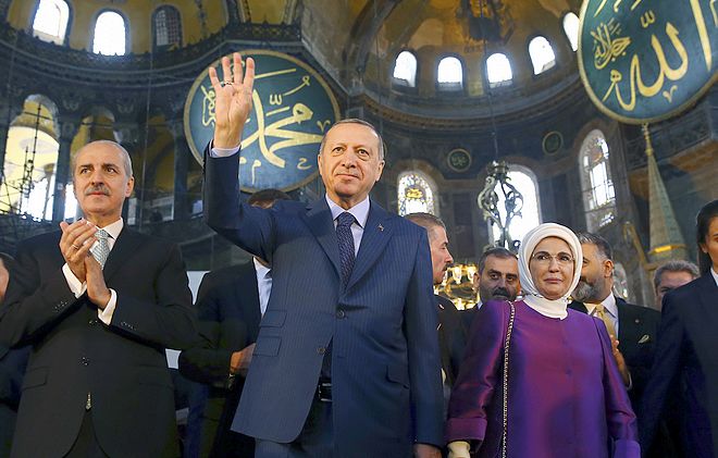 Αγία Σοφία: Απόφαση καθαρά πολιτική και λαϊκίστικη από τον Ερντογάν