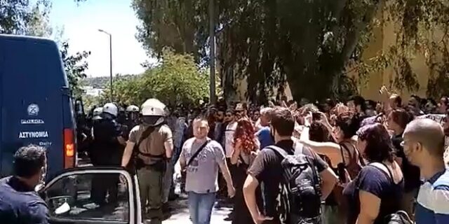 Ευελπίδων: “Κώστα, Νομική Αθήνας περνάς!” φώναξε πατέρας στον συλληφθέντα γιο του