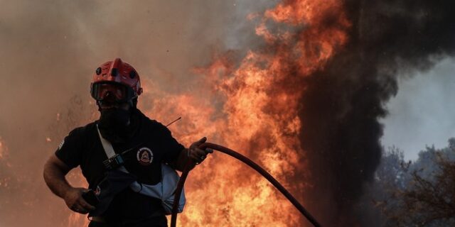 Σε γενική επιφυλακή η Πυροσβεστική σε Αττική, Στερεά και Πελοπόννησο