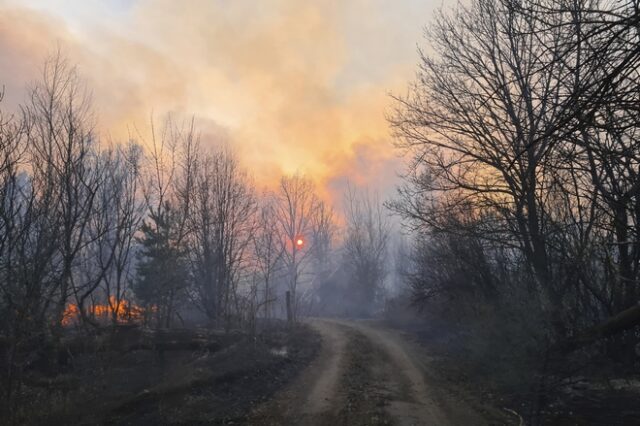 Ουκρανία: 4 νεκροί και 9 τραυματίες από φωτιά που κατέκαψε σπίτια